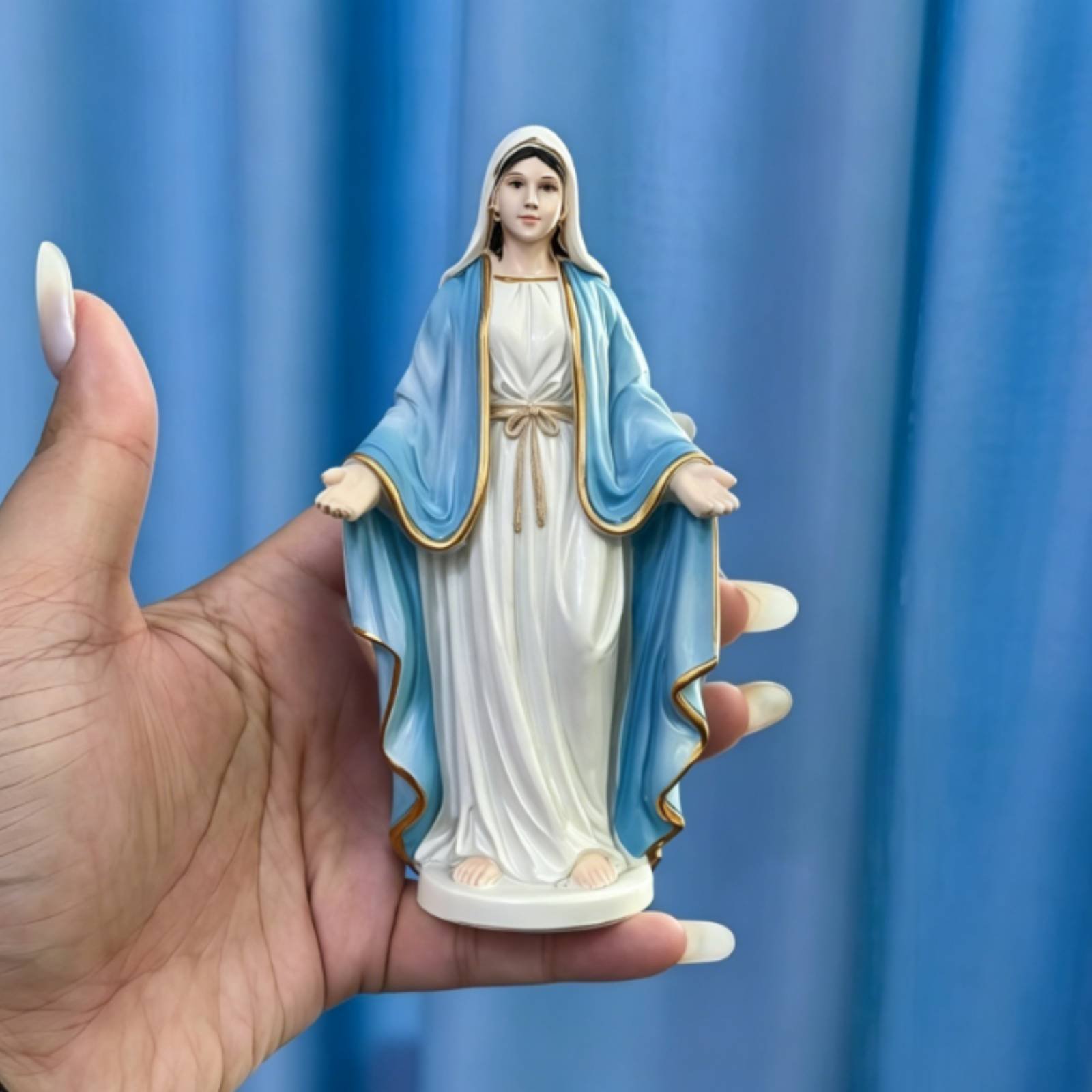 Estátua Feminina de Resina Edi - Resin Art Design avaliação e preço